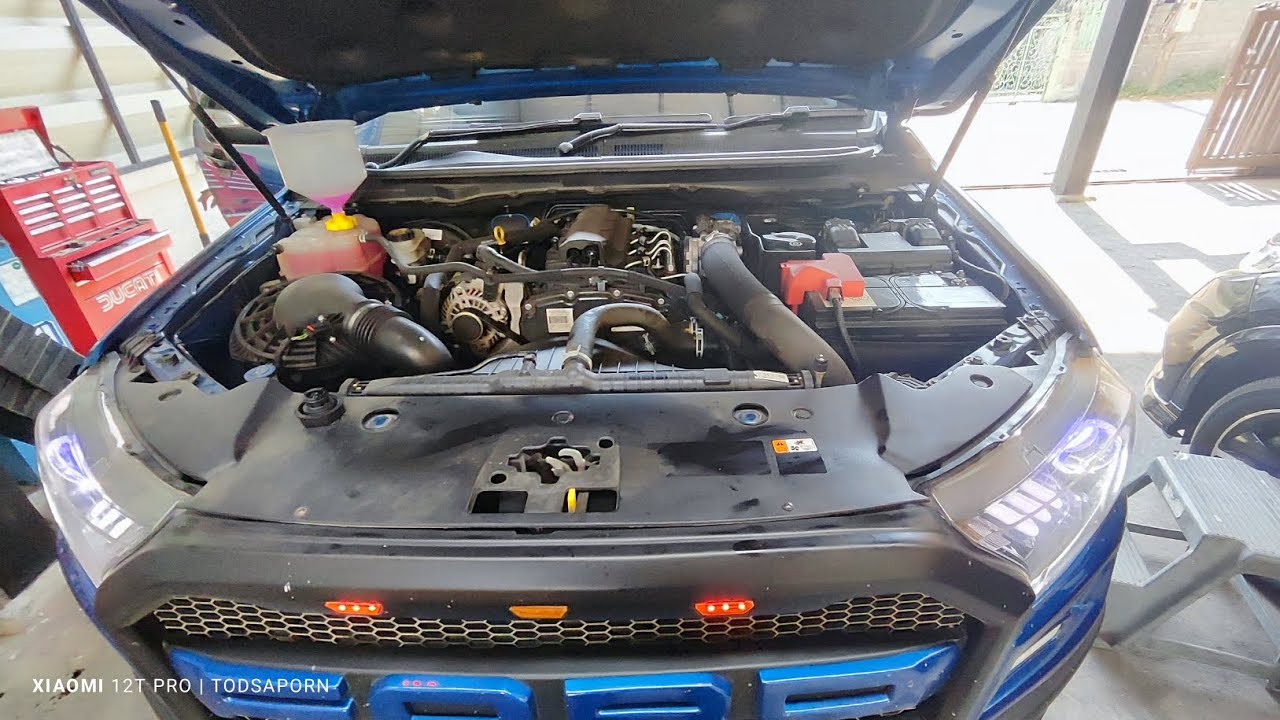 Ford Ranger เปลี่ยนถ่ายน้ำมันเครื่องและน้ำยาหล่อเย็น Liquimoly
