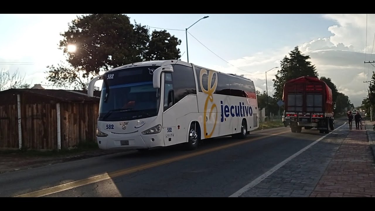 ATAH Ejecutivo Irizar New Century en acción
