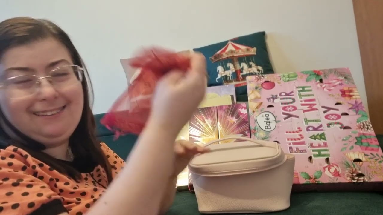 VLOGMAS DZIEŃ 22# OTWIERANIE KALENDARZY ADWENTOWYCH