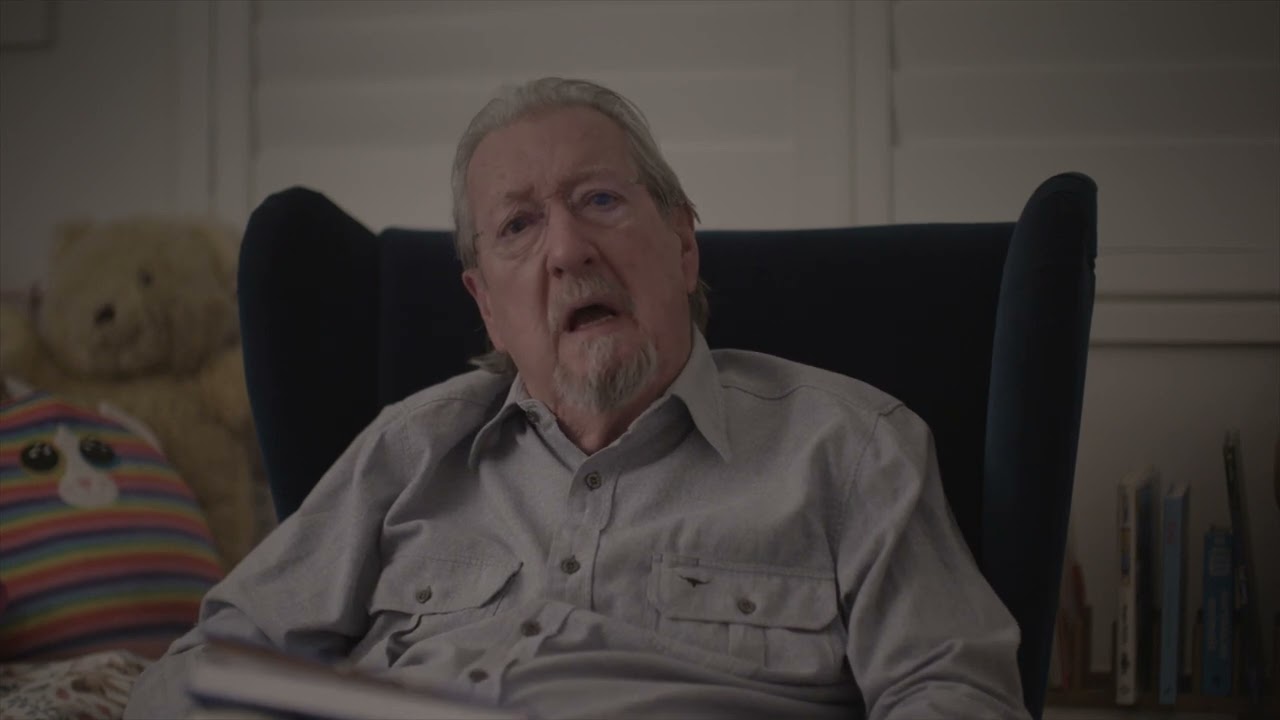 Michael Caton reads an election eve bed time story to Australia
