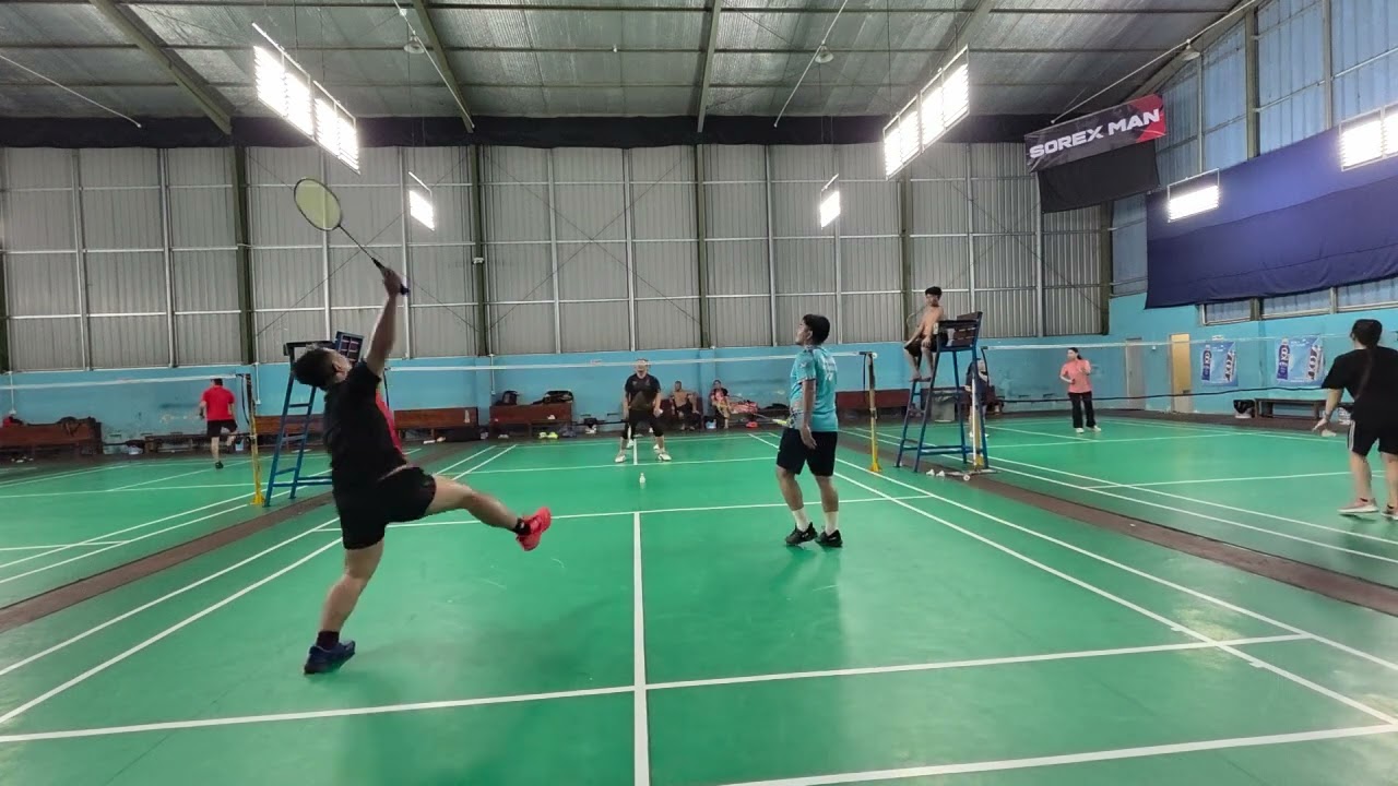 Anca bonyok kena Rere