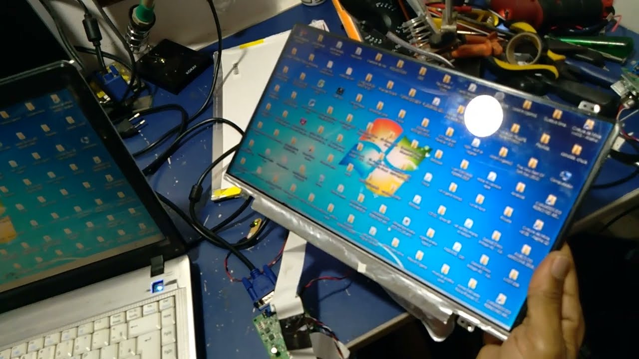 Como Testar Qualquer Tela Led 30 e 40 Pinos  de Notebook ( Video 2)