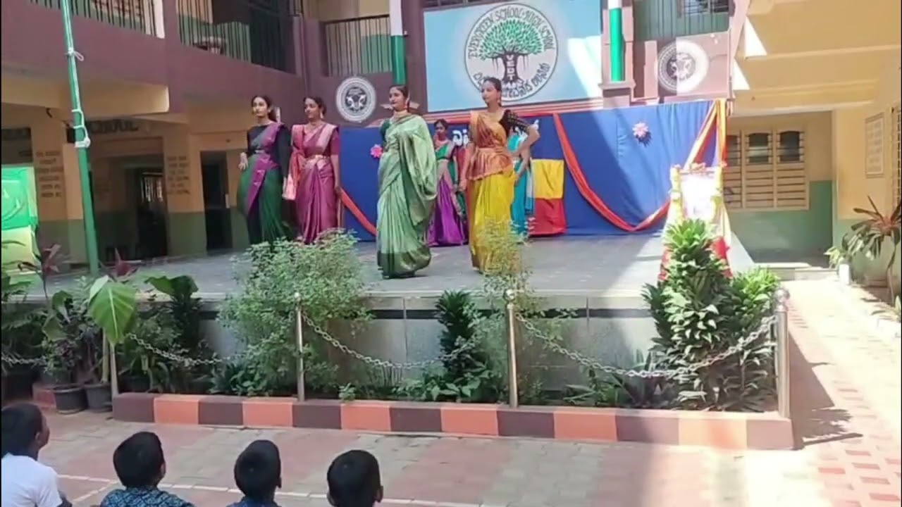 RAMP WALK