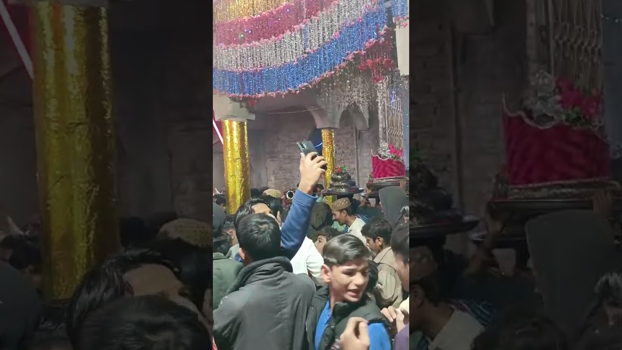 Dhamal Lal qalandar at Dargah Syed Faiz Muhammad Shah bukhari Hala old