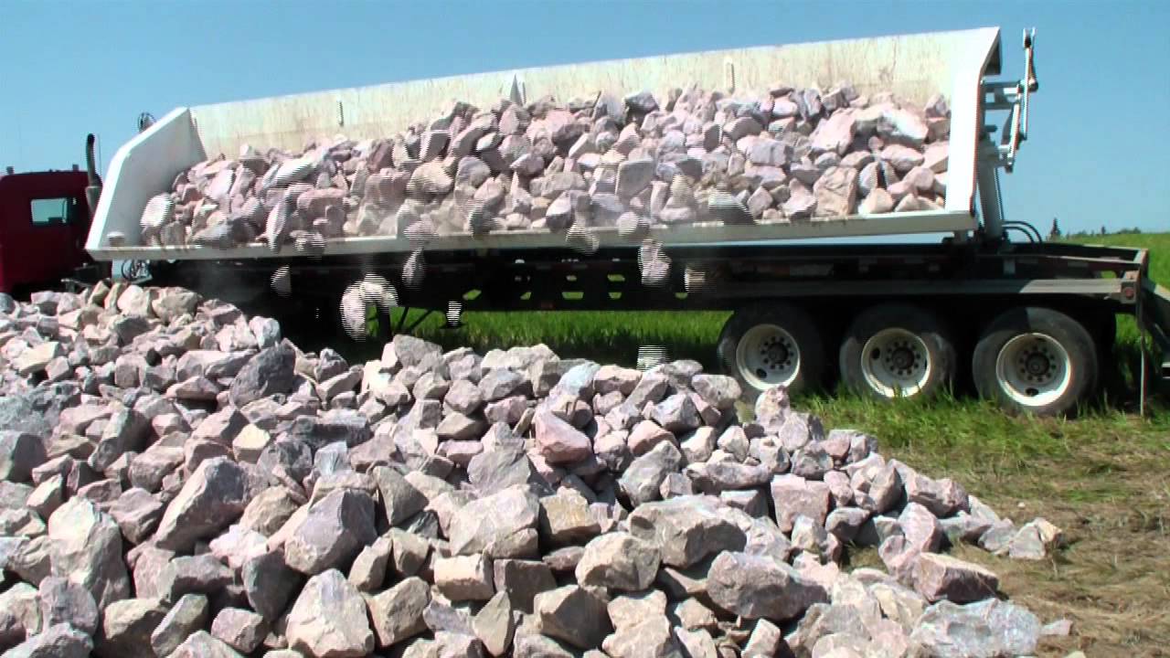 Angle #4 Side Dump in Action - Circle R Side Dump Trailers