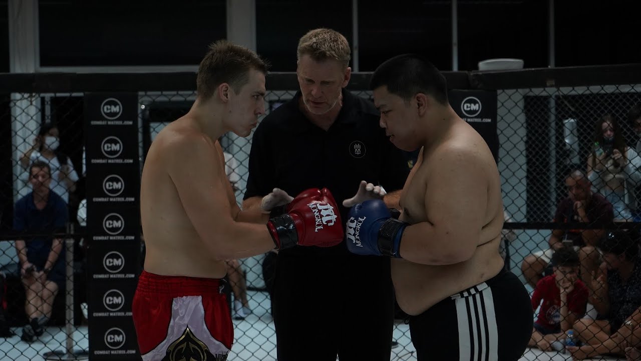 Brutal Knees! Connor Byrne Muay Thai debut | SEAFC