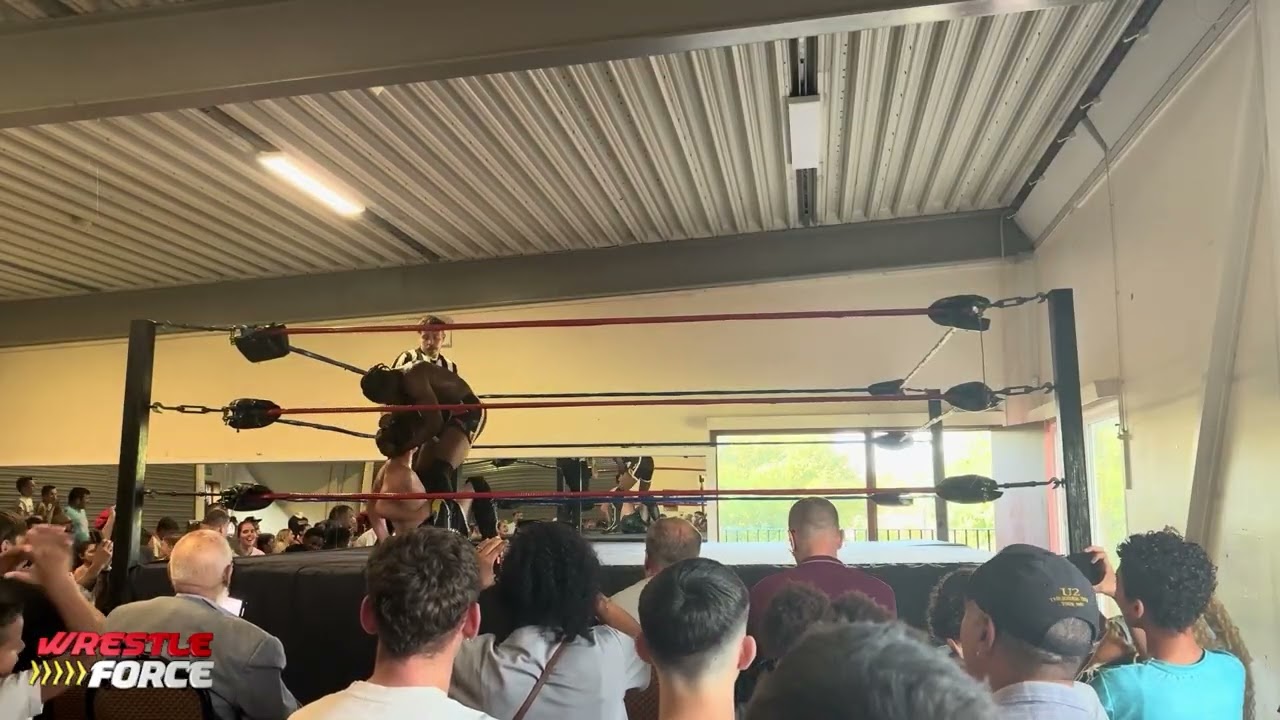 Isaac Blair vs Donny Ravarro | Ilford | August 10th 2025