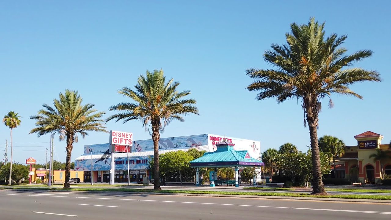 Walking Along US 192 Tourist Strip in Kissimmee Florida · Orlando Suburbs 4K