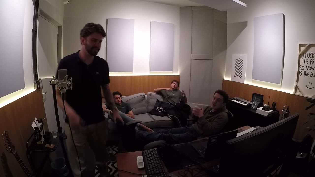 GP090339 (She's Gonna Call Me - Studio Sesh #10)