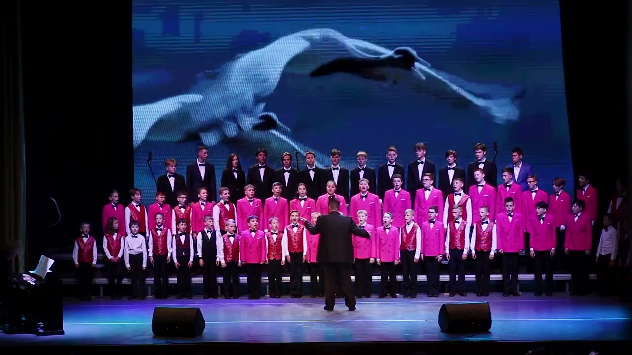 «Жураўлі на Палессе ляцяць» – хор мальчиков «Пеўнікі» (Брест). Дирижёр Олег Нерода. Сцена ОКЦ