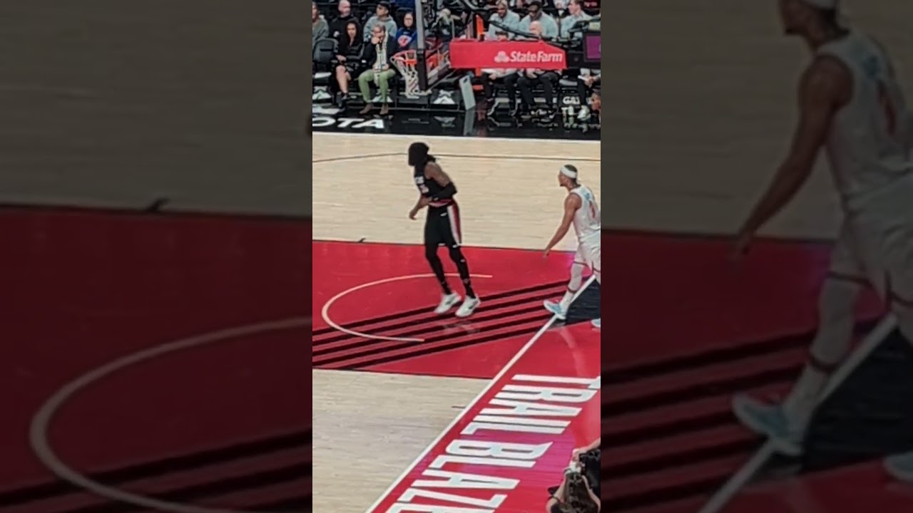 Robert Williams III Slam Dunk Lob Pass from Shaedon Sharpe🏀
