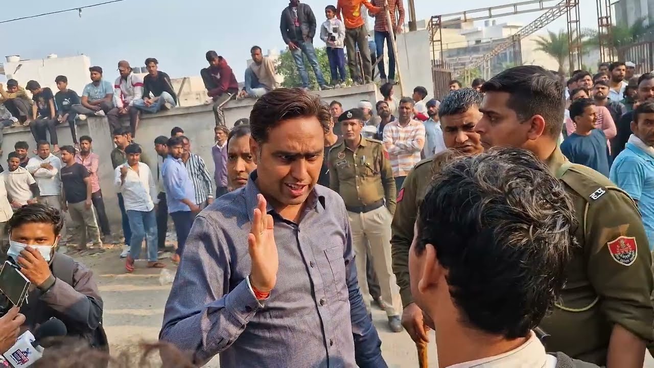 Вы трое, идите со мной, а остальные снесите это здание! DTP RS BATTH FARUKNAGAR GURUGRAM