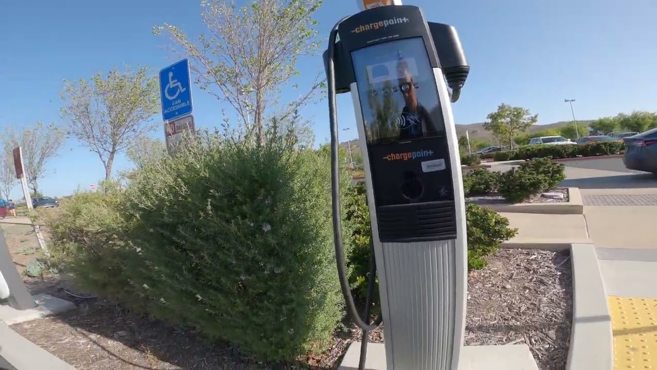 Как быстро зарядить &laquo;солнечный генератор&raquo; EcoFlow Delta Pro с помощью зарядной станции для электр...