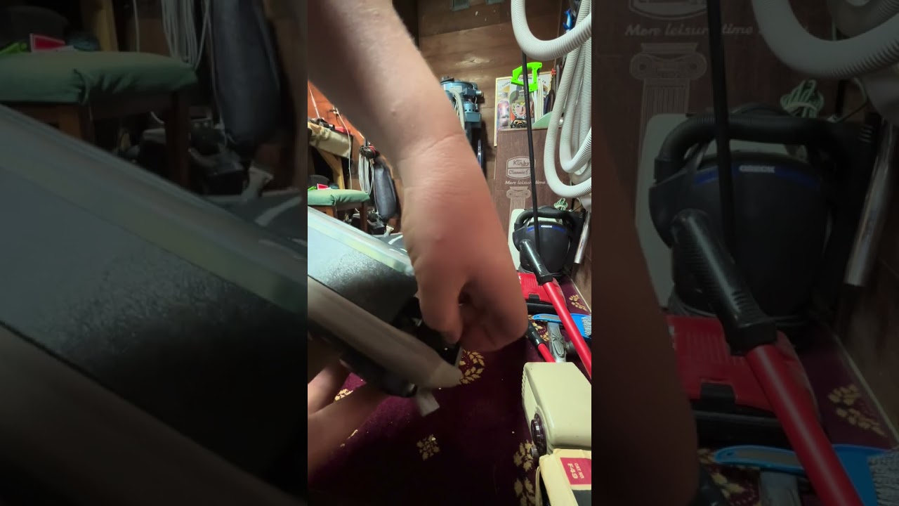 Oreck xl vacuum belt change, applies to most models 
