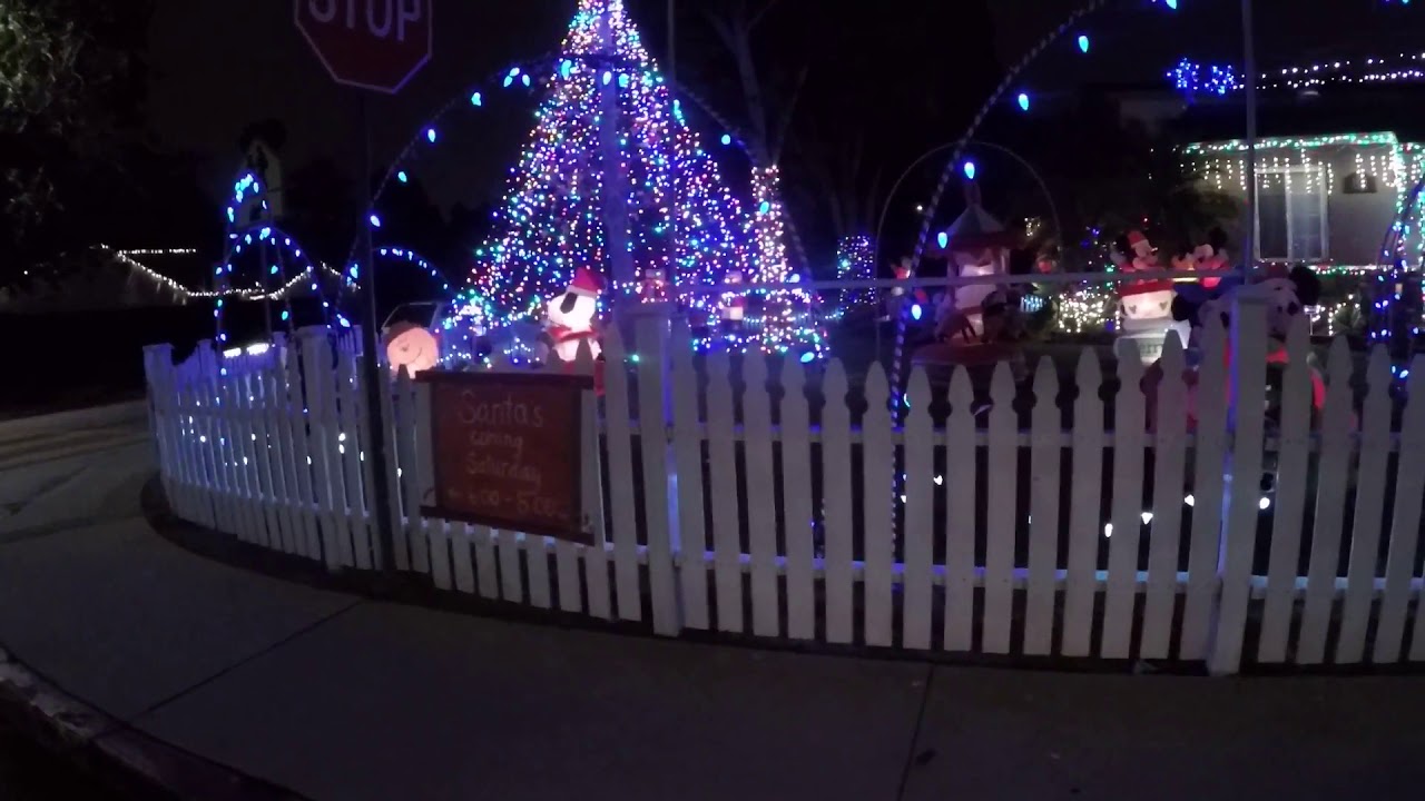 XMAS DISPLAY PALMS & FEDERAL 2016 - Mobility Mary