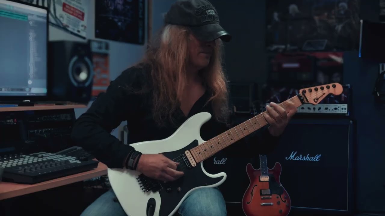 GUITAR PLAYTHROUGH