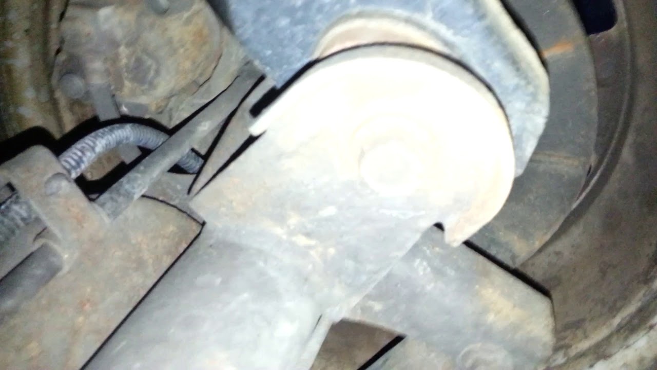 01 Jeep Grand Cherokee rear end unknown noise.. SOLVED!! Part 1