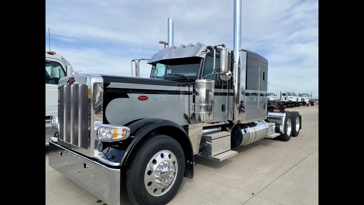 2021 Peterbilt 389 - BLACK with SILVER SEMINOLE!  Keith Couch (couchk@rushenterprises.com)