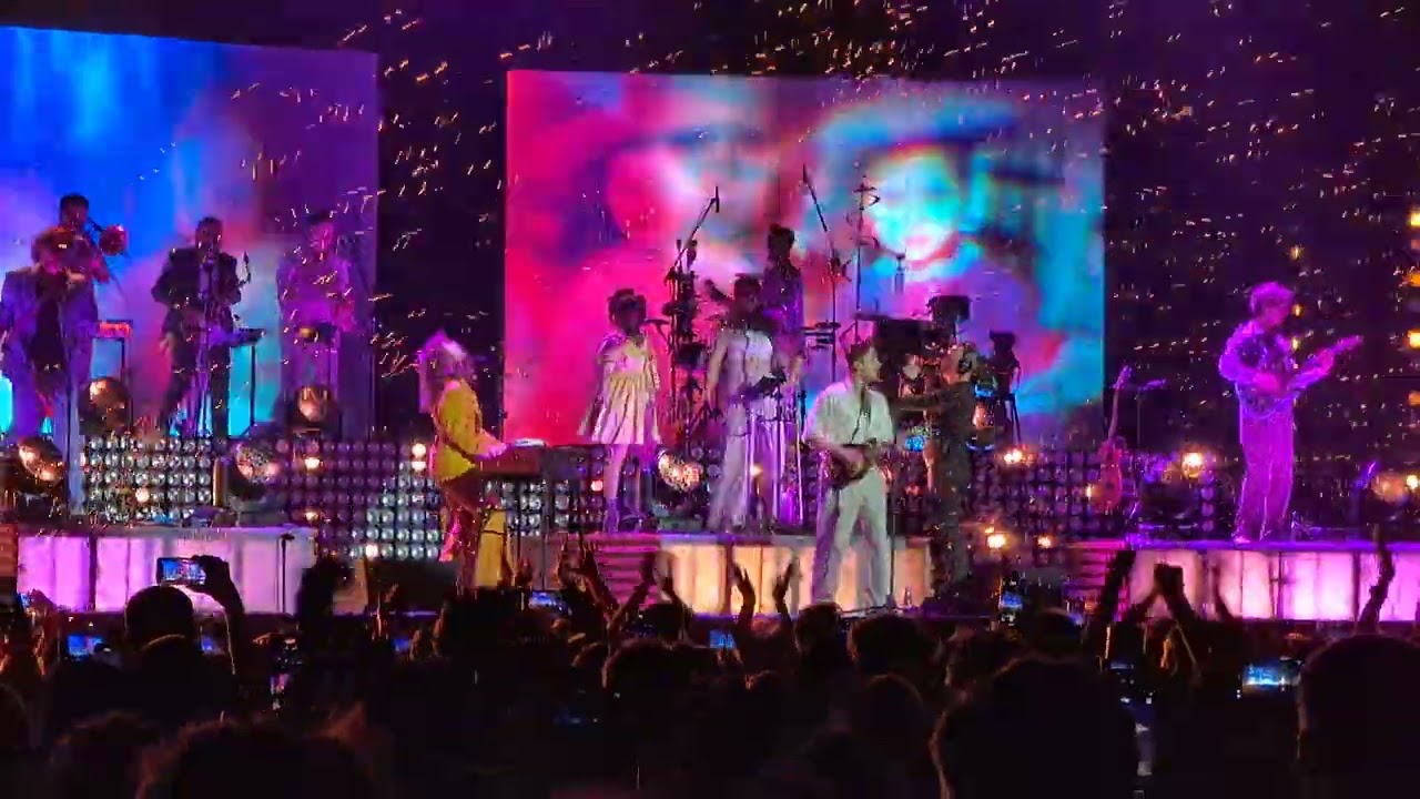 Kwiat Jabłoni - Poproszę więcej siebie | Live Concert, Hala Stulecia, Wrocław 2025-04-24