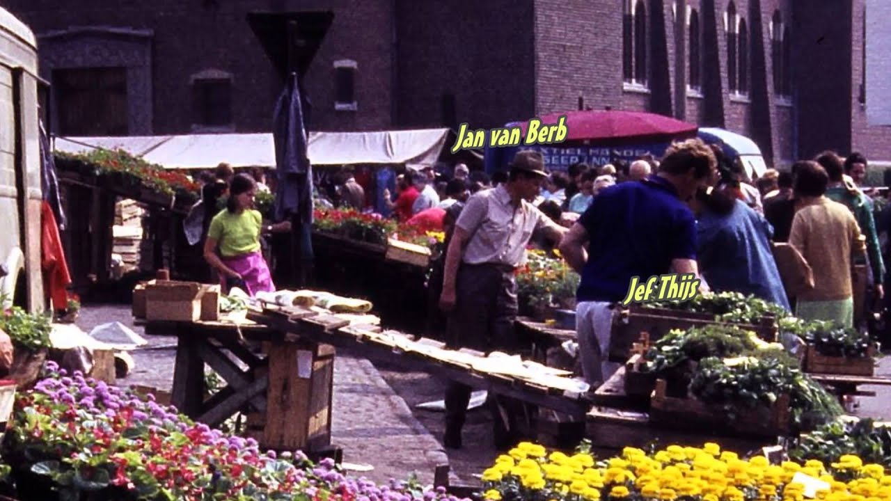 1970 Maaseik op de markt  4'