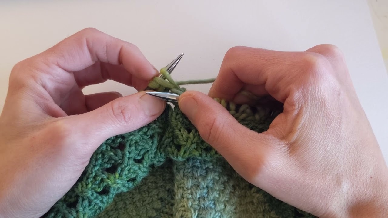 Yarn Tasting Twist Cowl - Texture three - Knit 2 together Twist