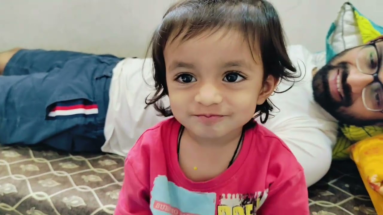 Mahi and dad talking  , mahi identified all body parts 🥳😍