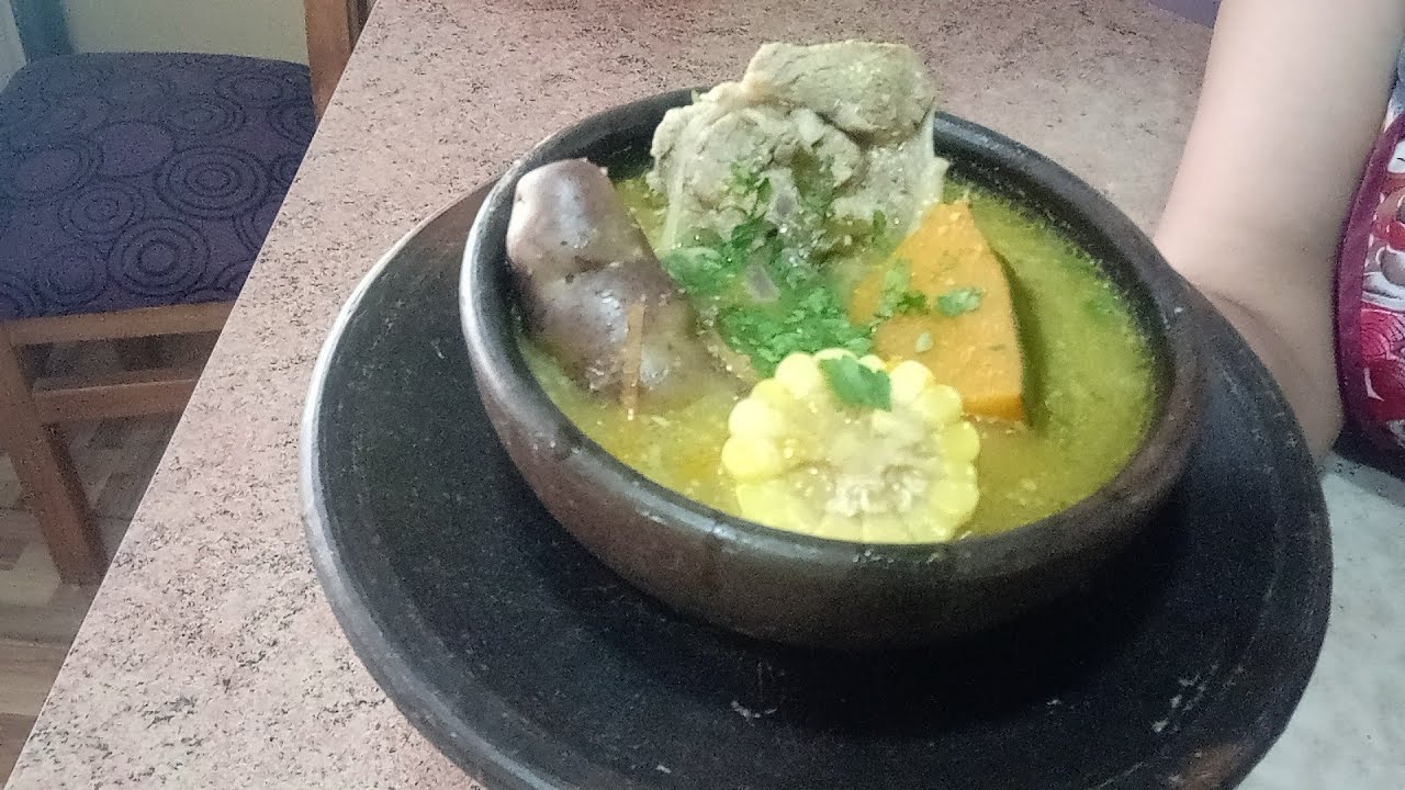 cazuela de oso buco pavo con papas chilotas