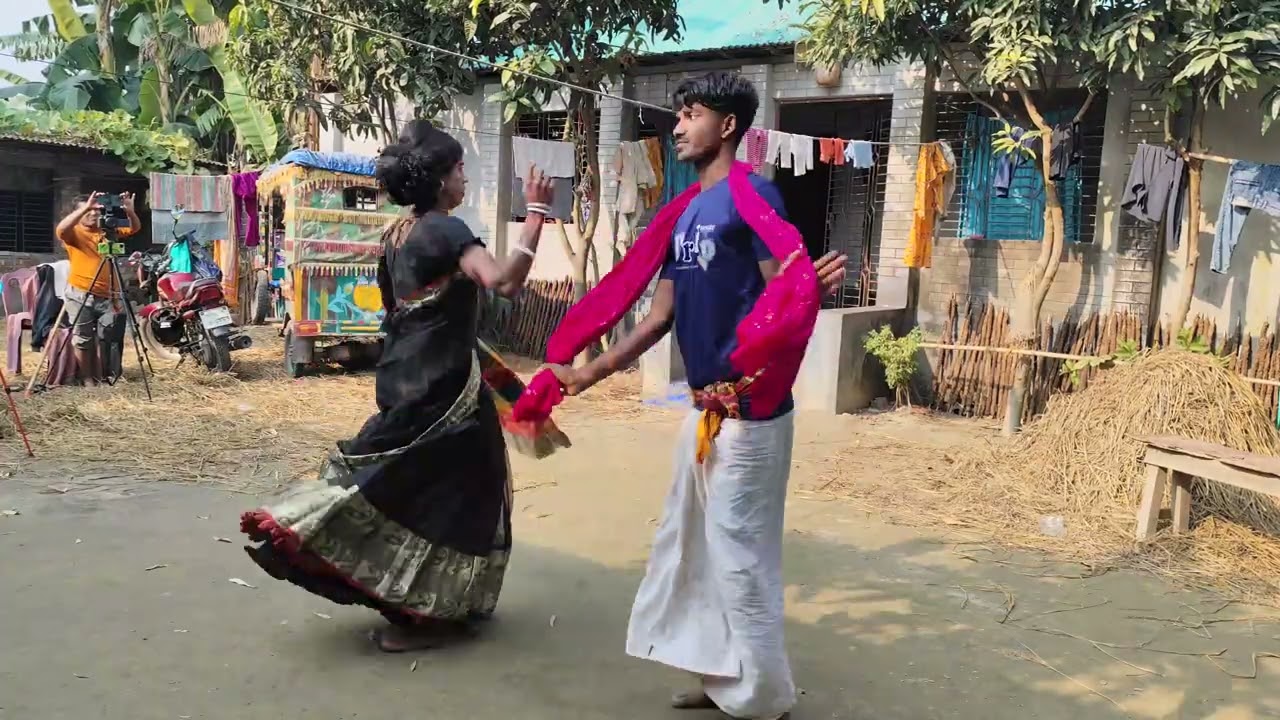 বিয়াই দেখিতে ভালা না বিয়াই দেখিয়া আমার প্রেম জাগেনা