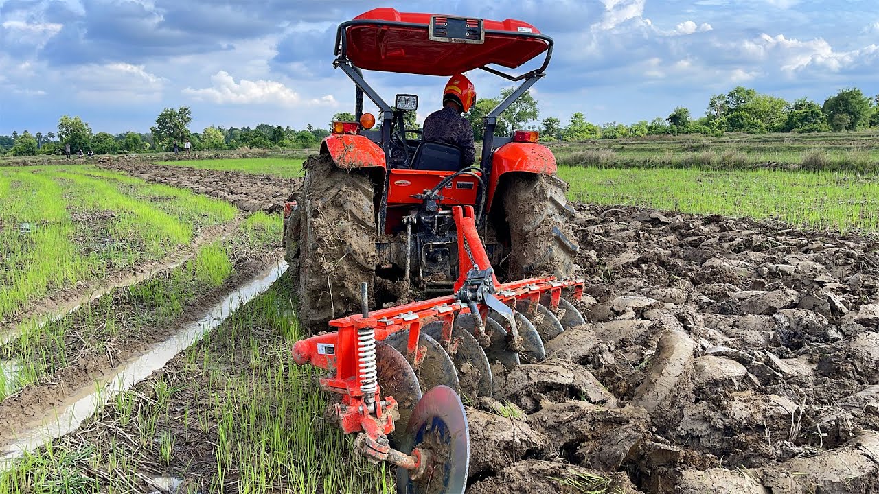 Tractor Kubota M6040 SU Plow Field,Kubota Tractor,Tractor Khmer Farmer