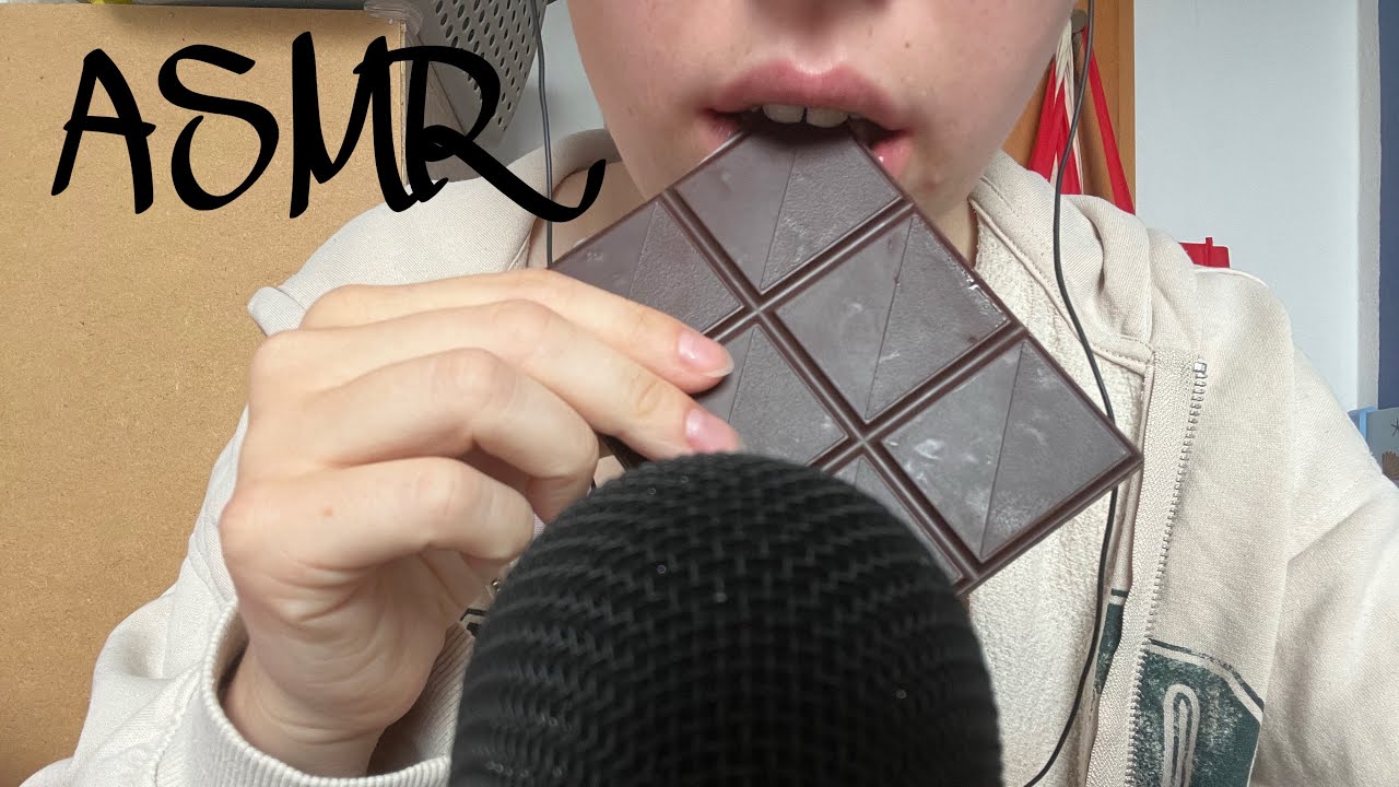 ASMR | Eating chocolate 🍫 | mouth sounds 