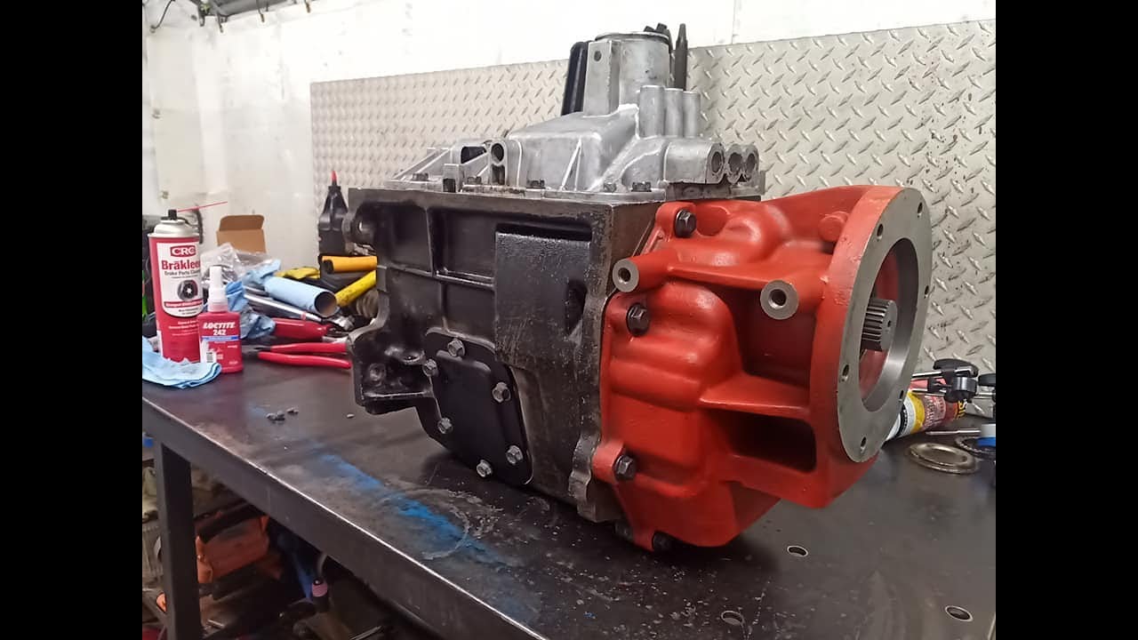 NV4500 Rebuild and Conversion from RWD to 4x4 - Part 2