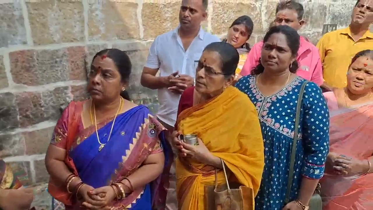 காஞ்சியில் விஷ்ணுபதி புண்ணியகால தரிசனம் kanchi astabujapermal thirumanjanam