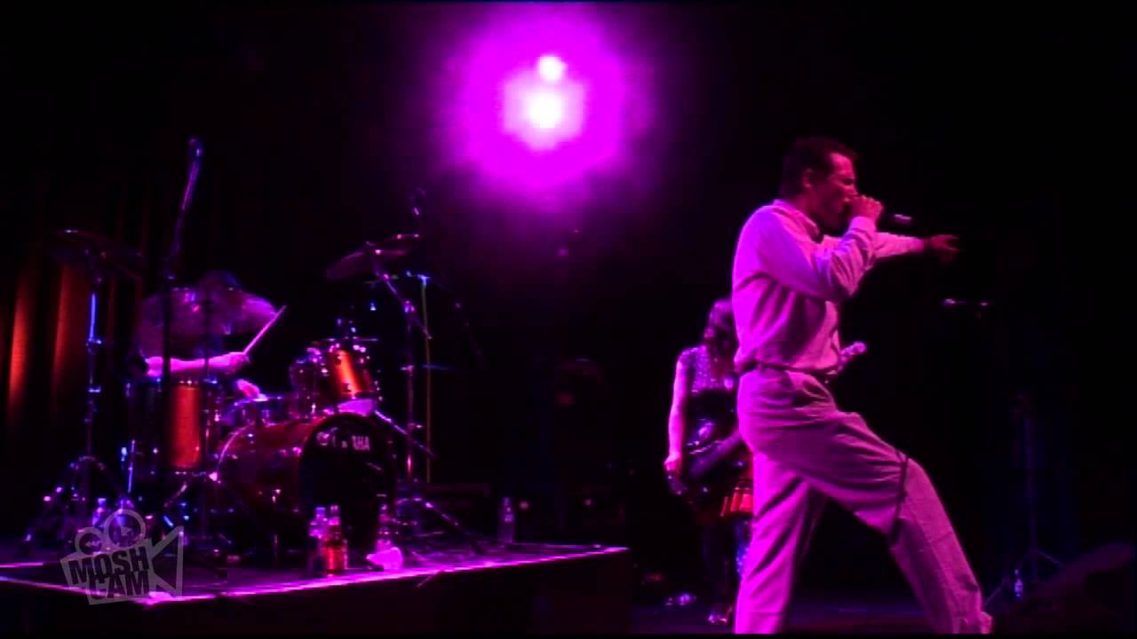 Flipper - Old Graves (Live in Sydney) | Moshcam