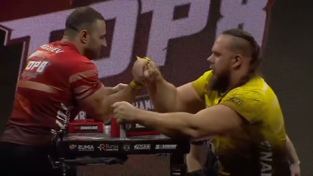 Rustam Babaiev vs Alex Kurdecha 2019 Top8 Final Stage First round