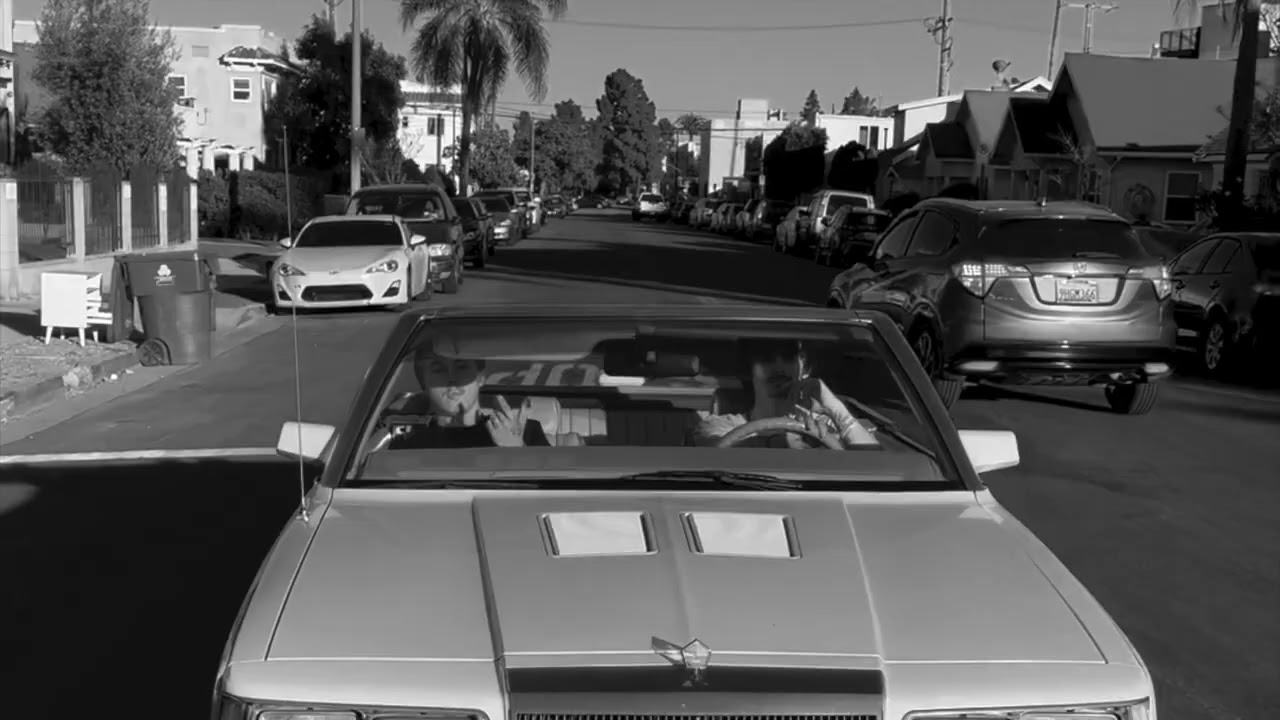 comehelpglo & shlumpy - dreams of who i once was (official music video)