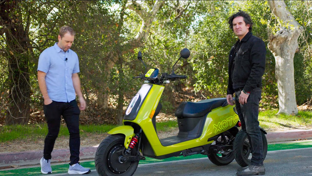 XOTO: Futuristic 3-Wheel Electric Scooter | Future Optimist #228