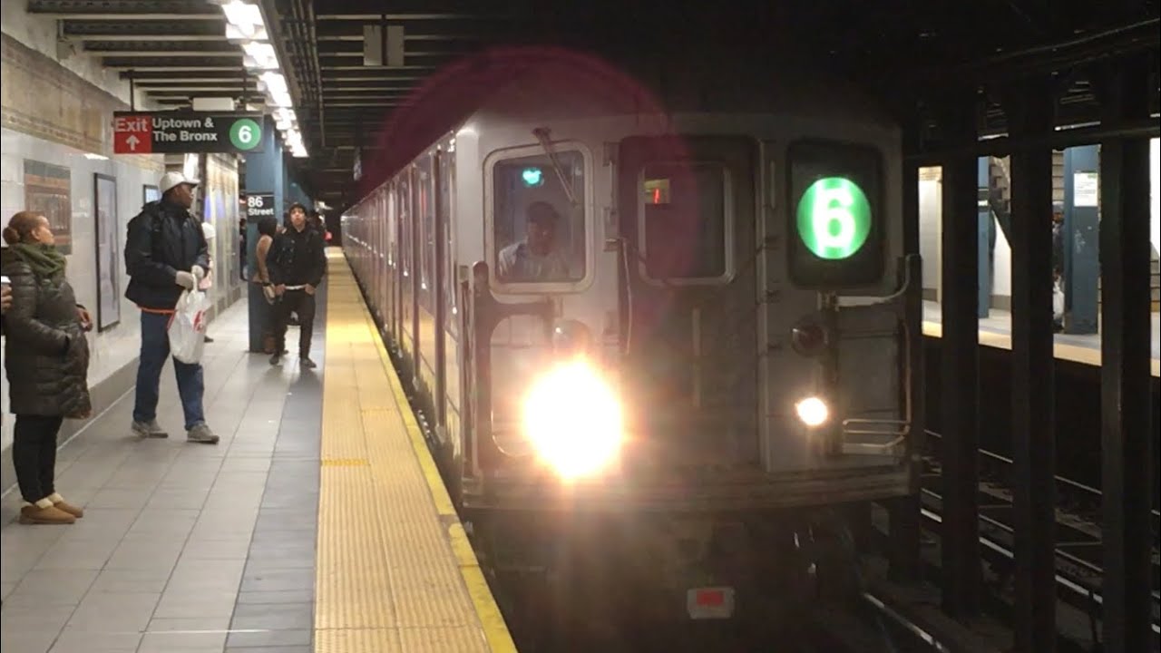 IRT Lexington Ave Line: Uptown (4) (5) (6) Express Trains @ 86th Street (R62A, R142, R142A)
