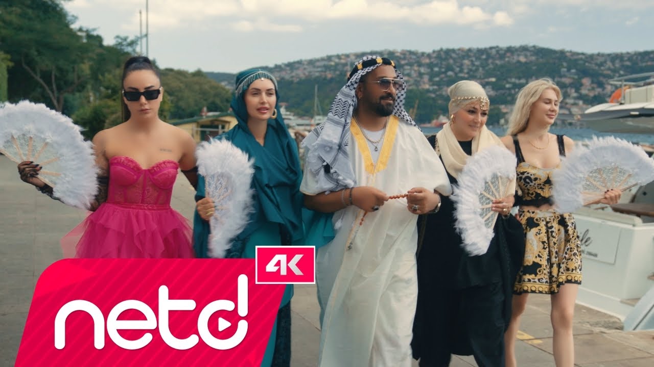 Dora & Ahmet Altınbaşak - Sallasana