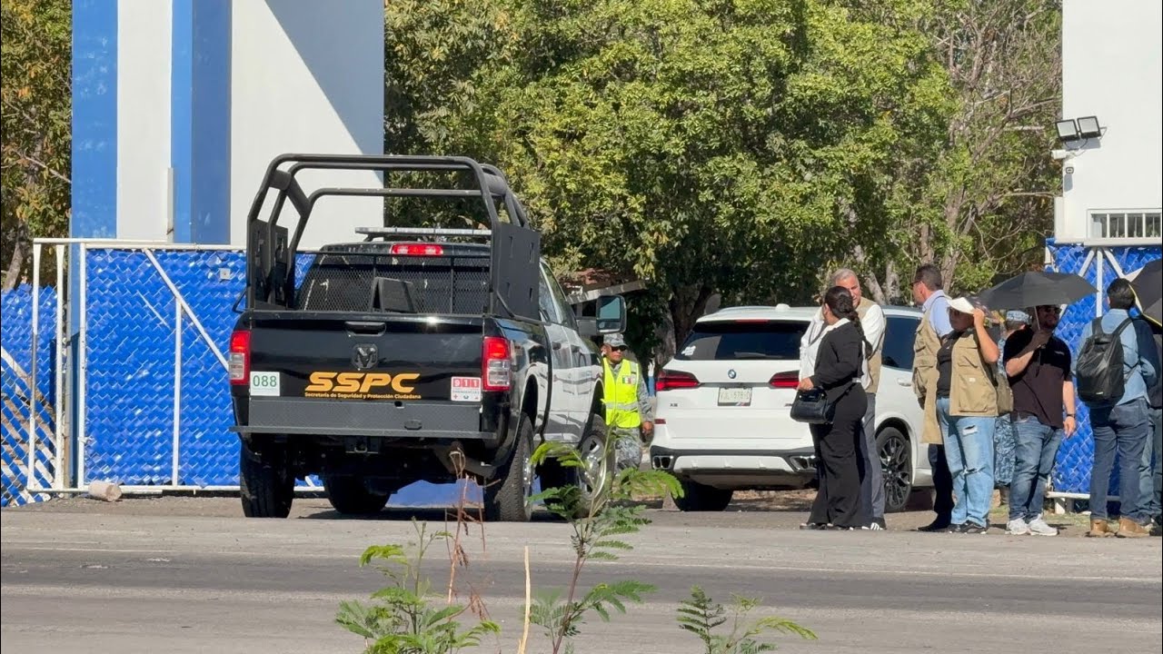 #envivo HARFUCH LLEGA A CULIAC&Aacute;N; SE RE&Uacute;NE CON EMPRESARIOS Y RECTORES