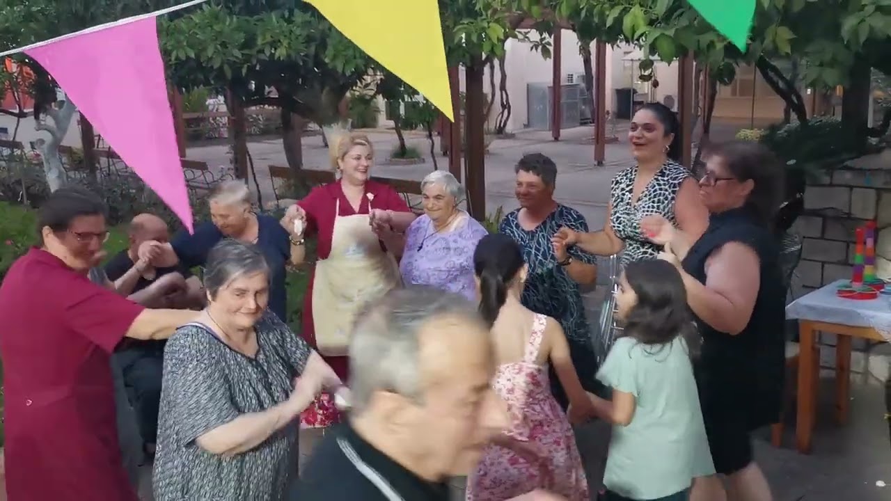 καλοκαιρινή βραδιά στο γηροκομείο Αγρινίου