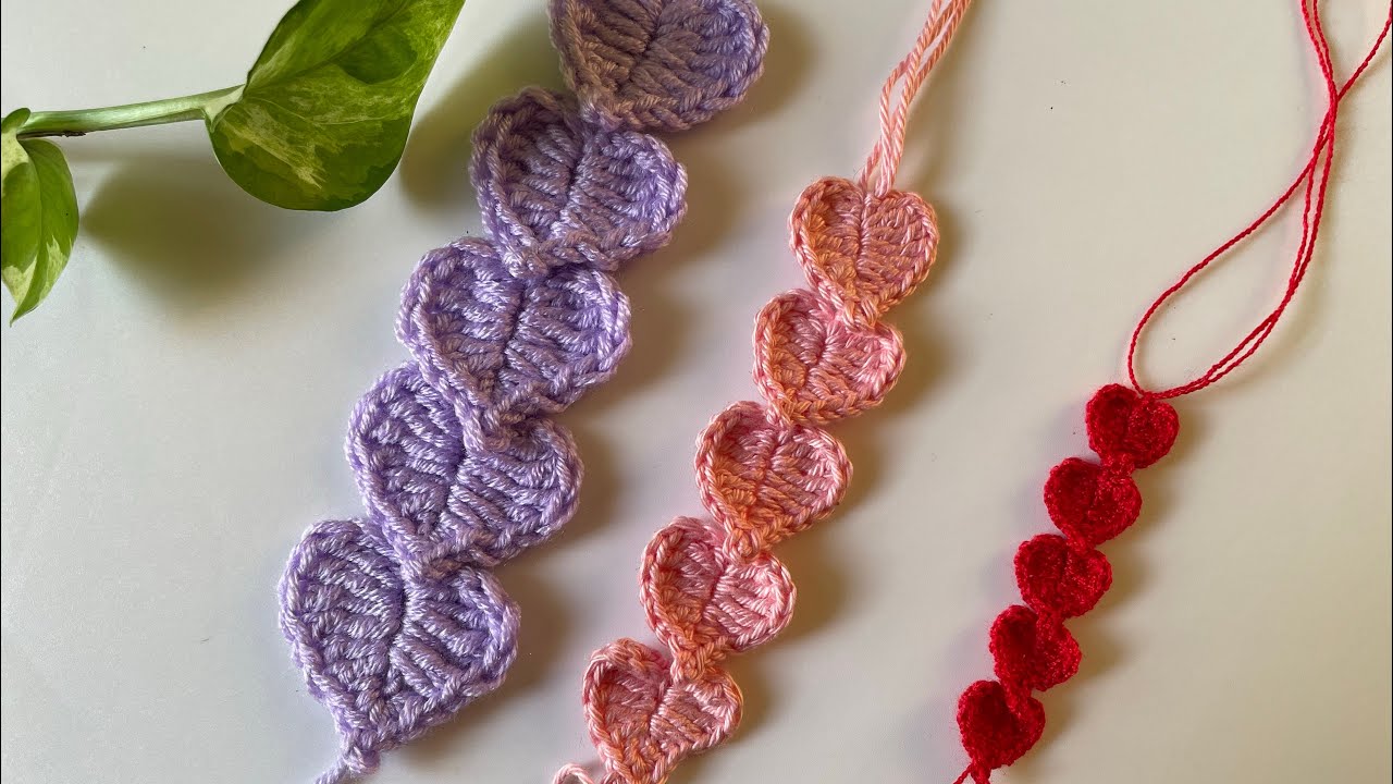 Quick and easy crochet chain of hearts