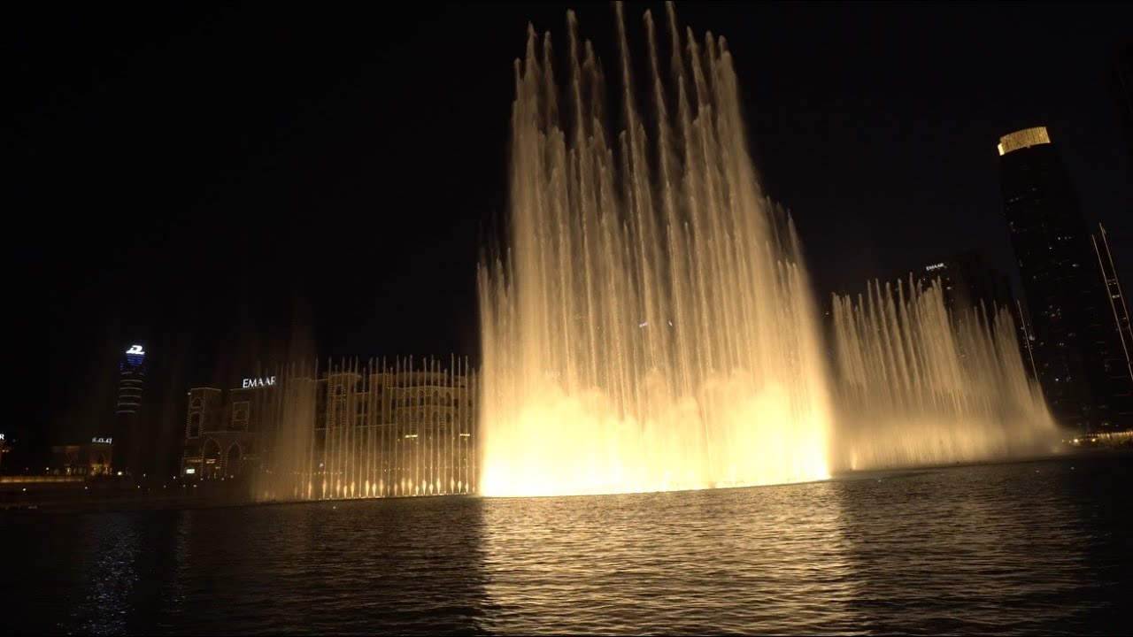 The Dubai Fountain - Esmaha Dubai
