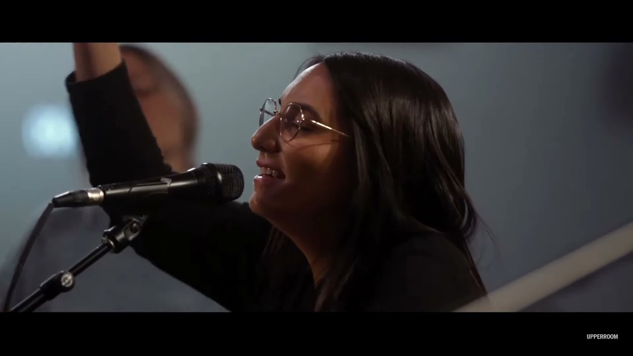 First Love + Flame of Love UPPERROOM Worship moment 11.21.21 Elyssa Smith Abbie Gamboa