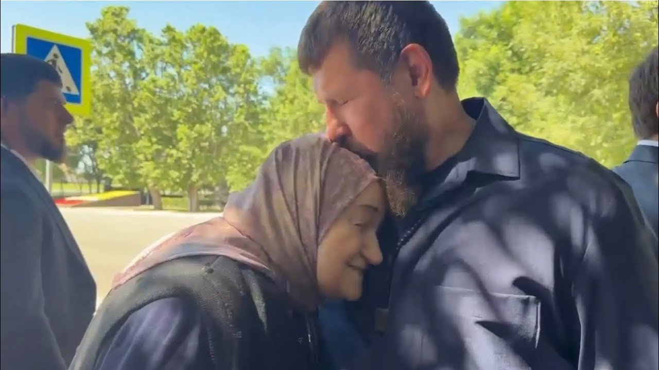 Ramzan Kadyrov went for a walk around the city again.