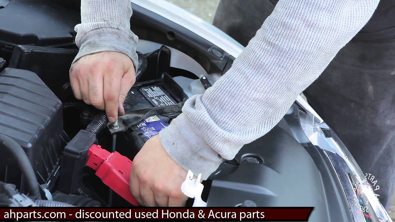 How to replace a car battery change install DIY Honda Civic 2006 2007 2008 2009 2010 2011