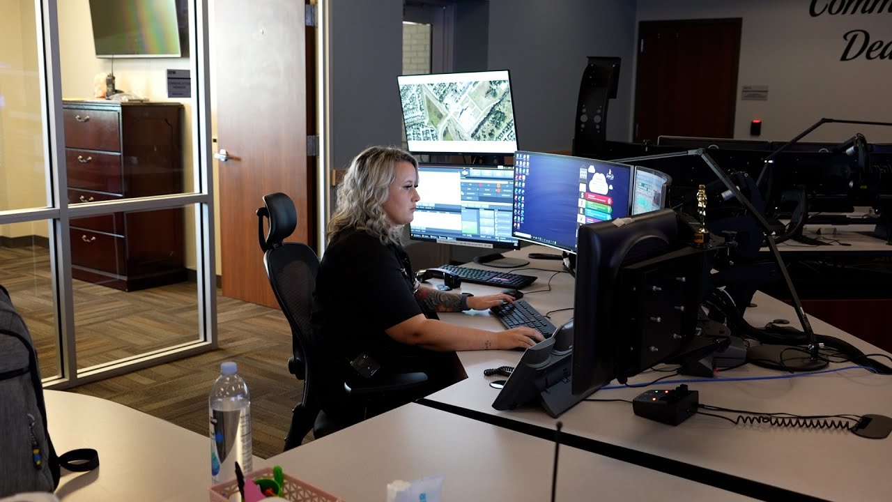 The League City Police Department is hiring telecommunicators!