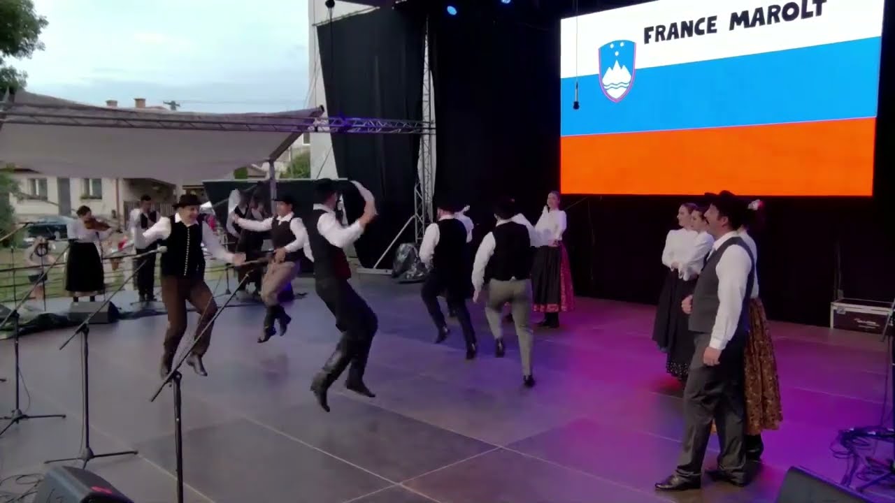MNFF- Lučenec-Sobota-Vitajte v Novohrade-TRADÍCIA REČ NÁRODOV Účinkujú zahraničné folklórne súbory.