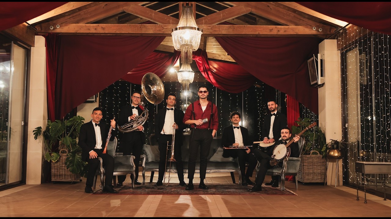 OI MARI - DIXIELAND con VOCE
