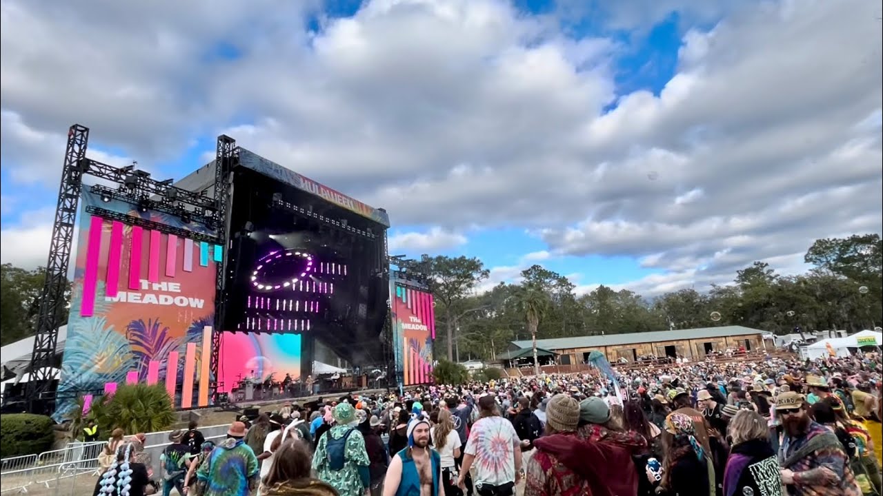 String Cheese Incident Hulaween 2025 Thursday moments 