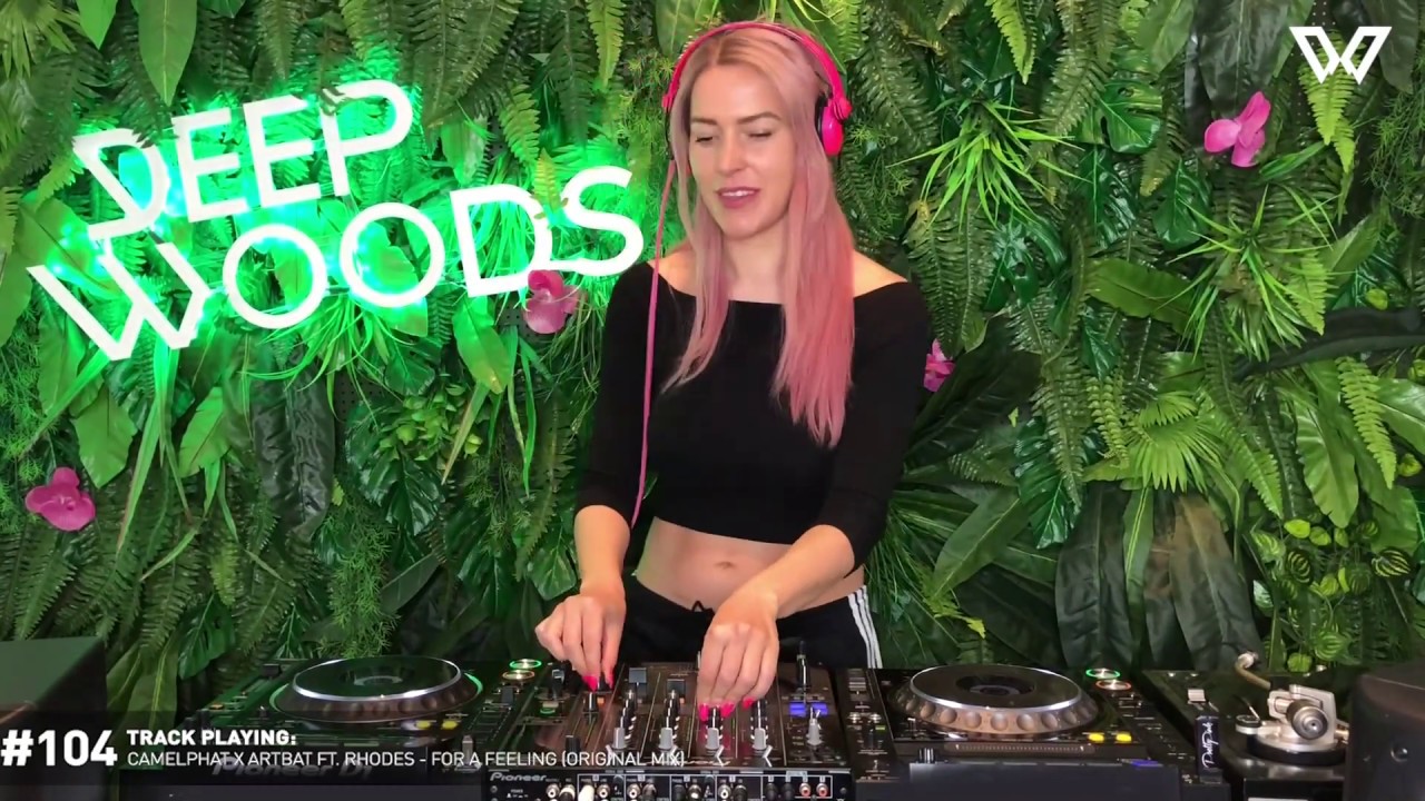Pretty Pink - Deep Woods #104 (Radio Show)